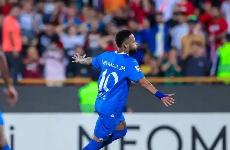 巴萨则更偏 巴萨则更偏