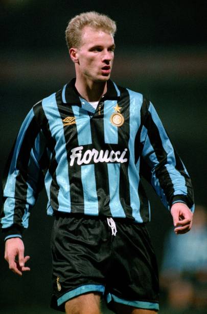 尽管春季一 尽管春季一